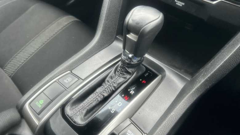 Honda Civic 1.0 VTEC Turbo 126 SE 5dr CVT Petrol Hatchback